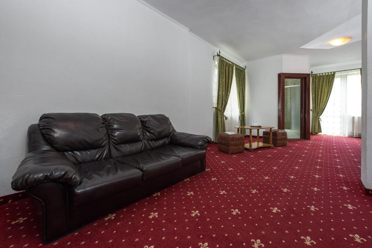 Complex Craiasa Muntilor Moieciu Hotel Moeciu De Sus Luaran gambar