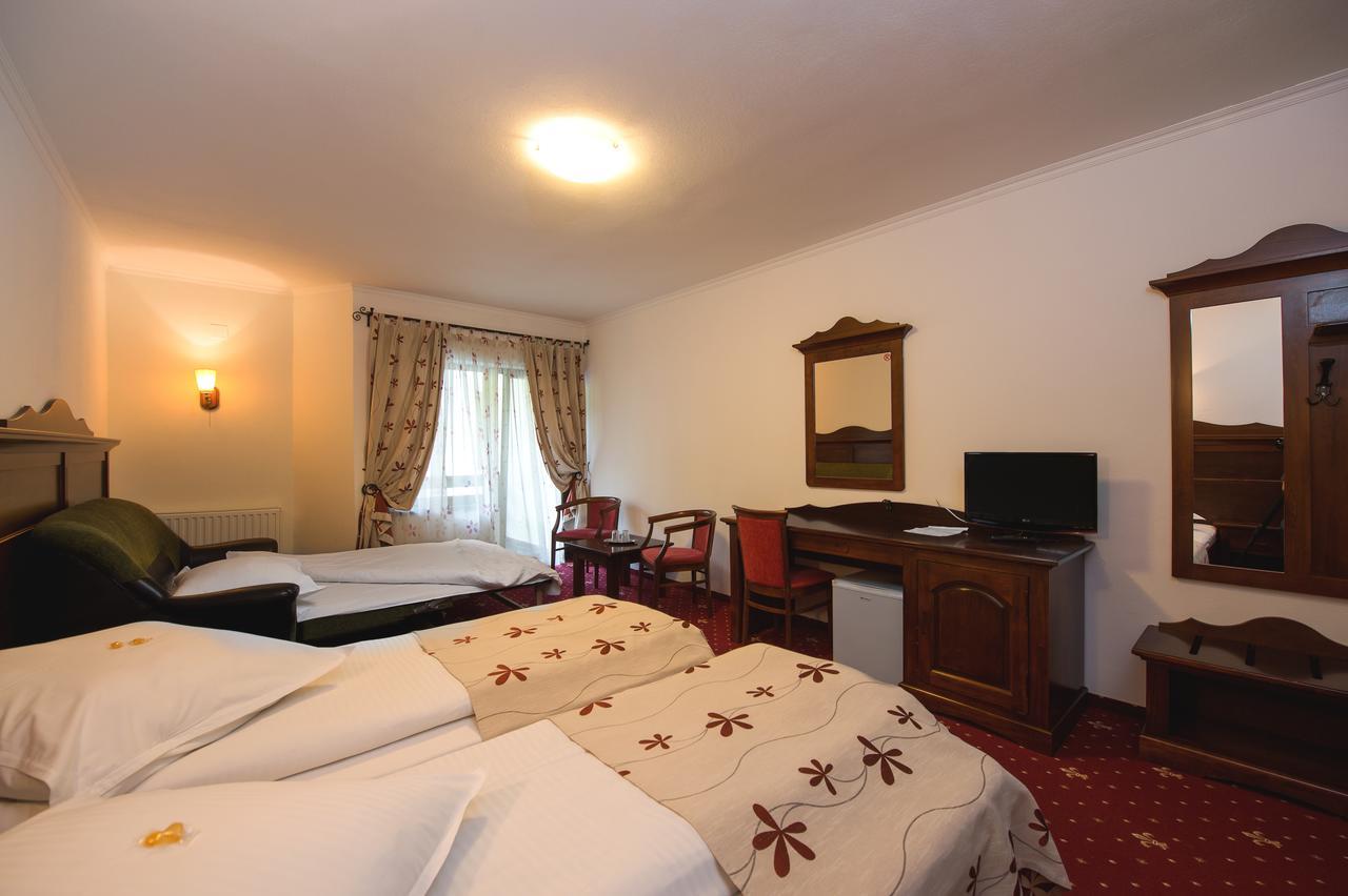 Complex Craiasa Muntilor Moieciu Hotel Moeciu De Sus Luaran gambar