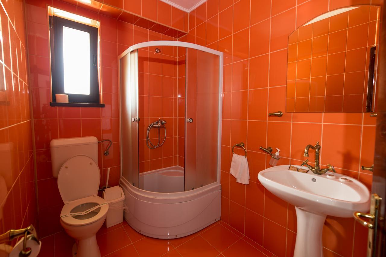 Complex Craiasa Muntilor Moieciu Hotel Moeciu De Sus Luaran gambar